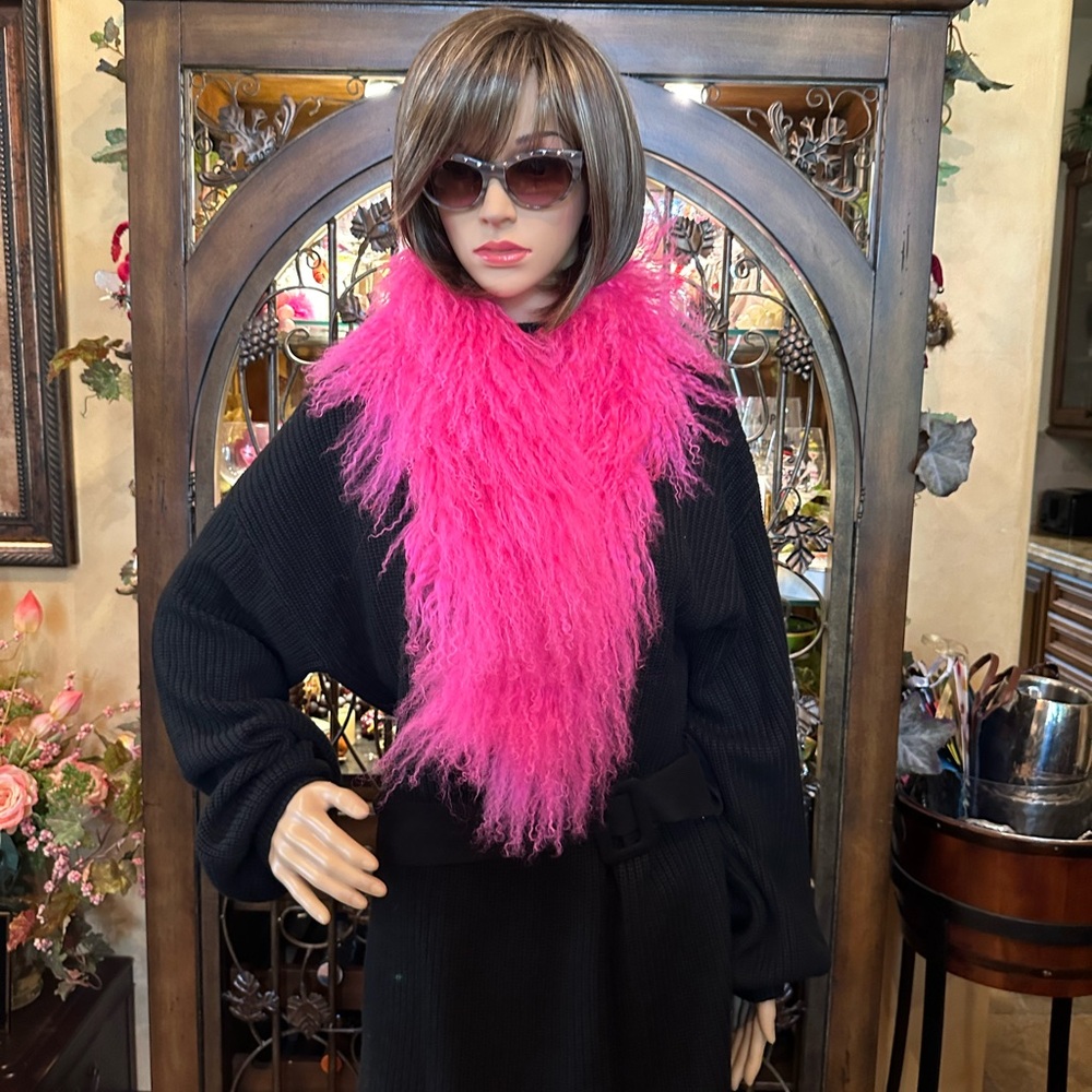 Mongolian Lamb Fur Fuchsia Scarf